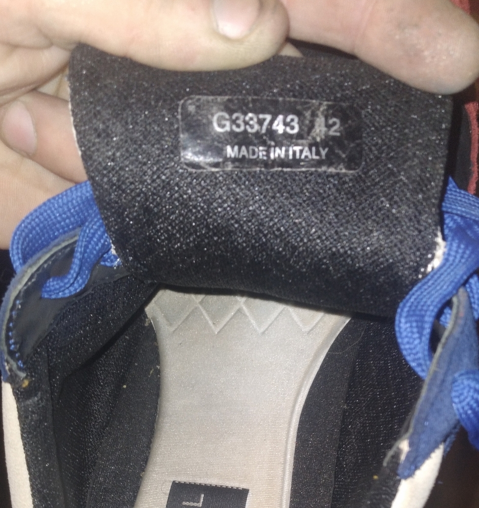 Shoes - Picture 2 of 4